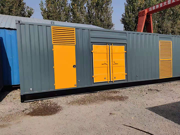 后湖管理区300kw 柴油发电机组用多大的空气开关？
