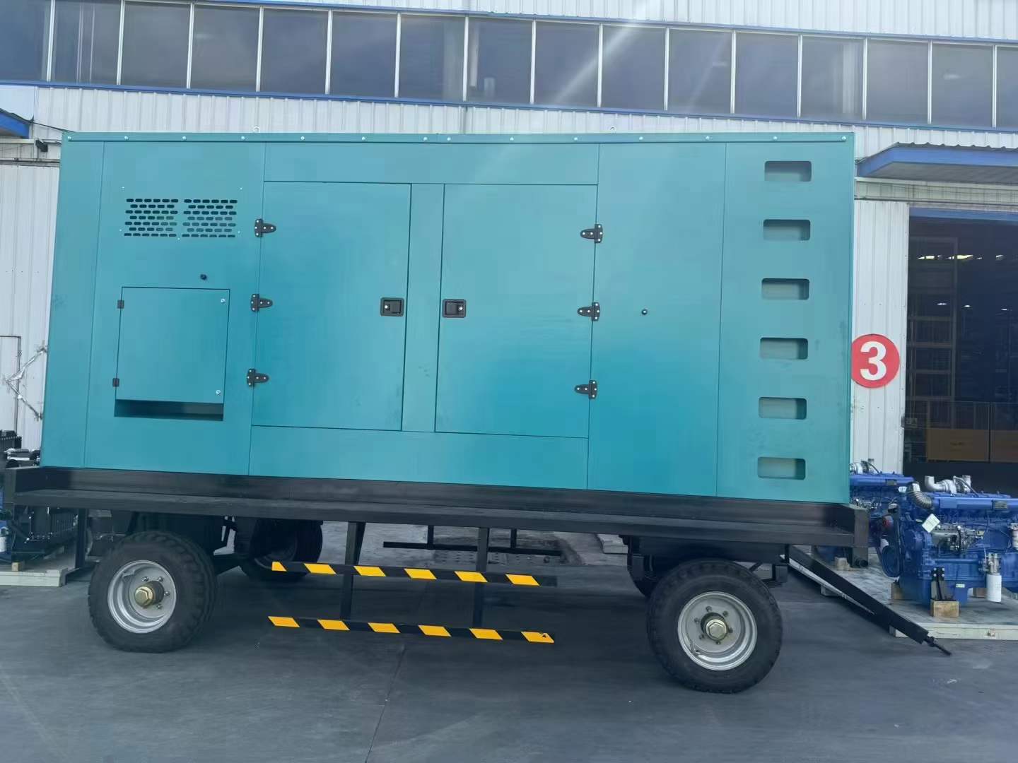 后湖管理区机油滤清器堵塞后，发动机还能继续使用吗？